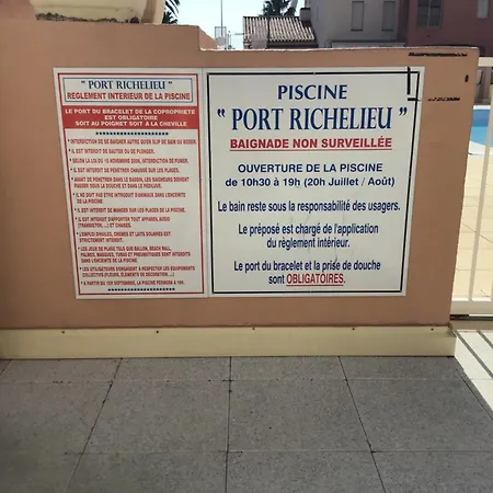 Avec Piscine *